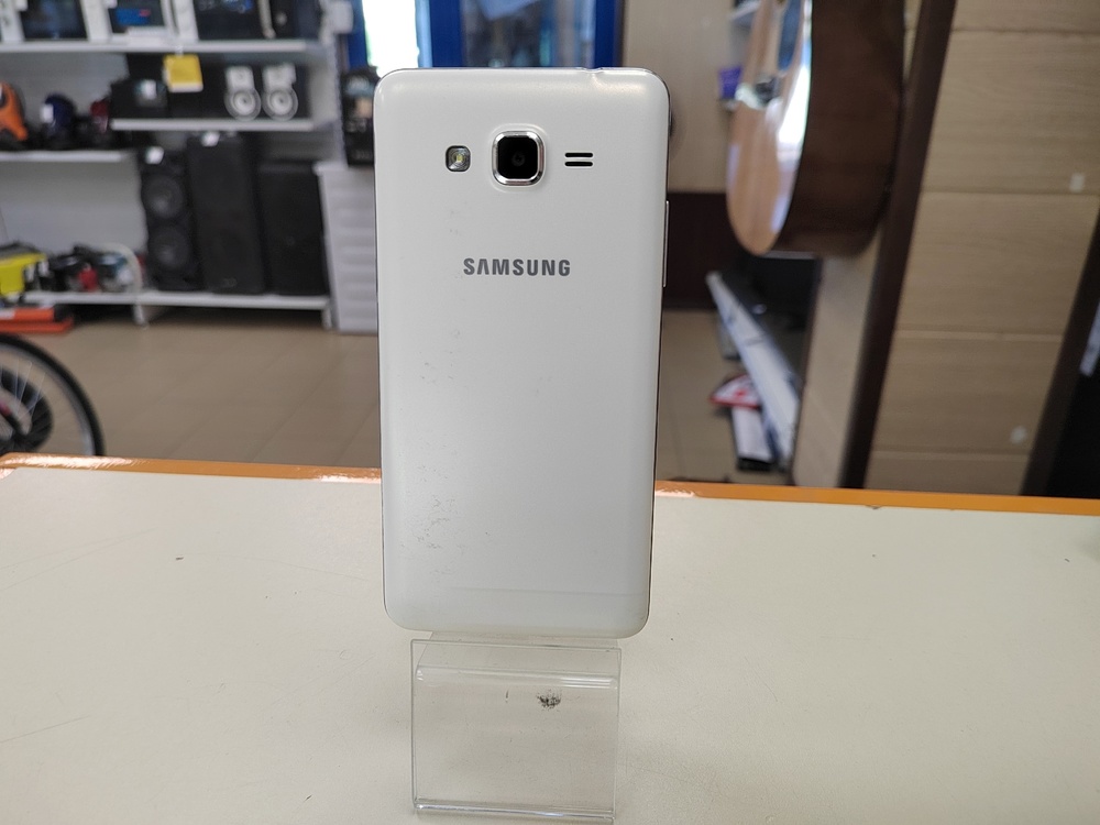 Смартфон Samsung Galaxy Grand Prime