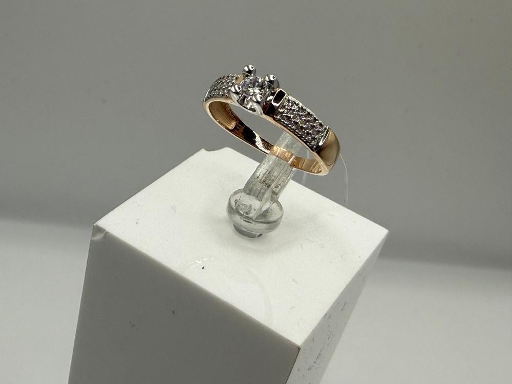 КОЛЬЦО С КАМНЯМИ (Au 585)