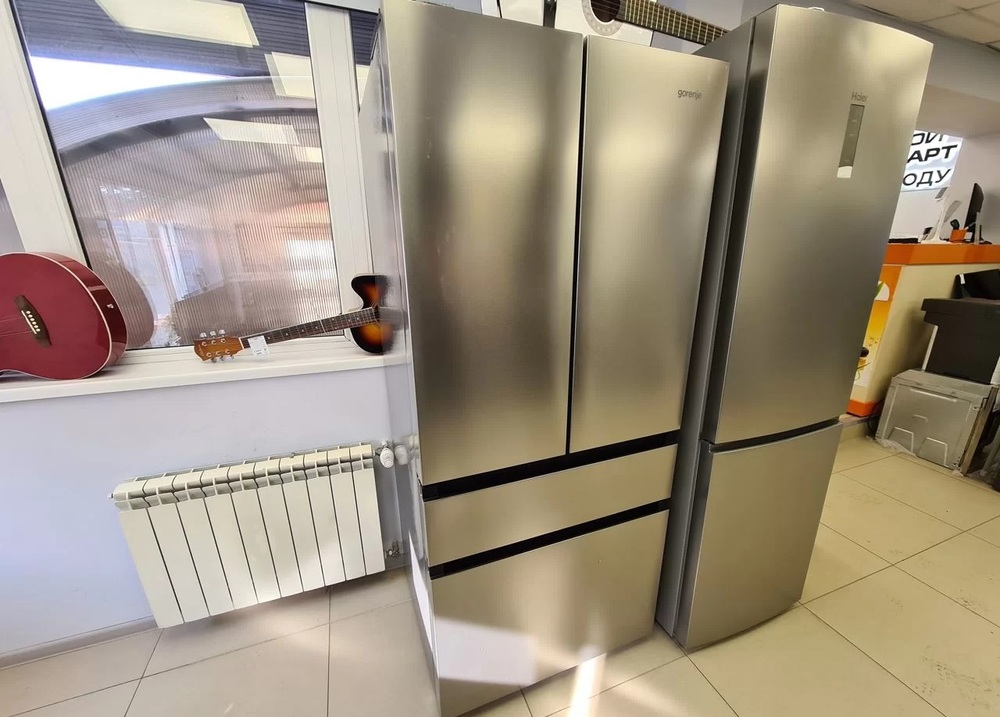 Холодильник Gorenje NPM81814X