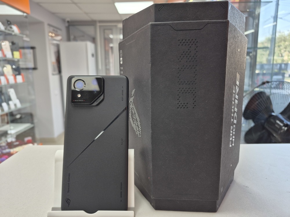 Смартфон Asus Rog 8 pro (GLOBAL) 16/512