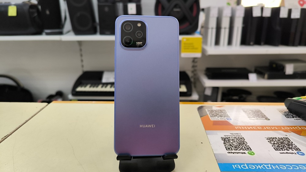 Смартфон Huawei Nova Y61 4/128