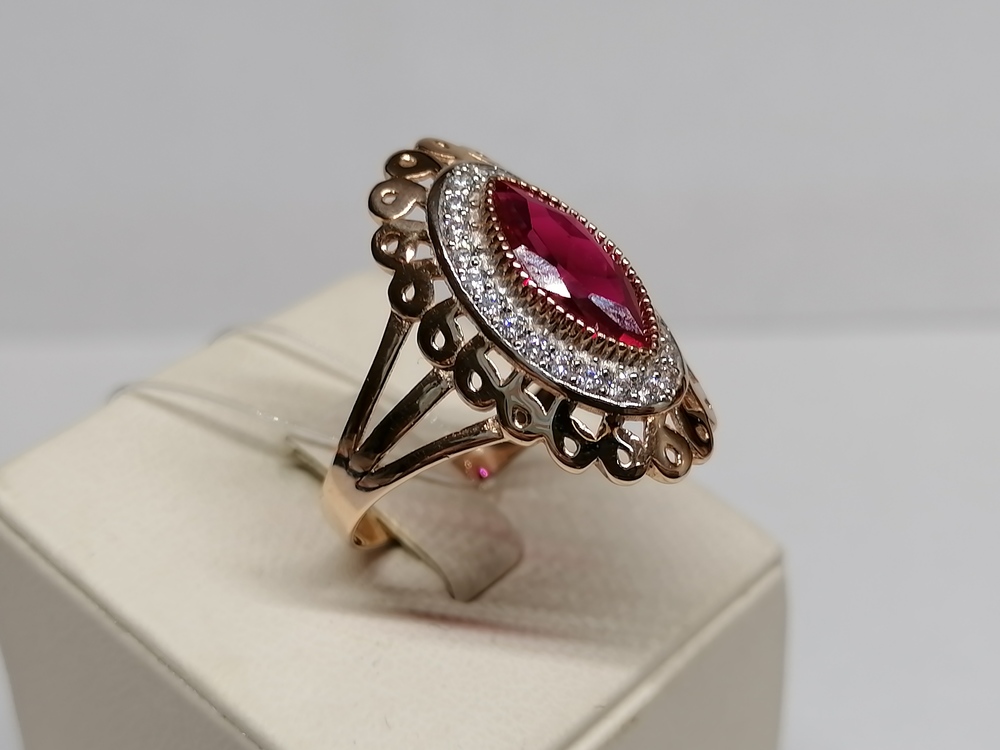 КОЛЬЦО С КАМНЯМИ (Au 585)