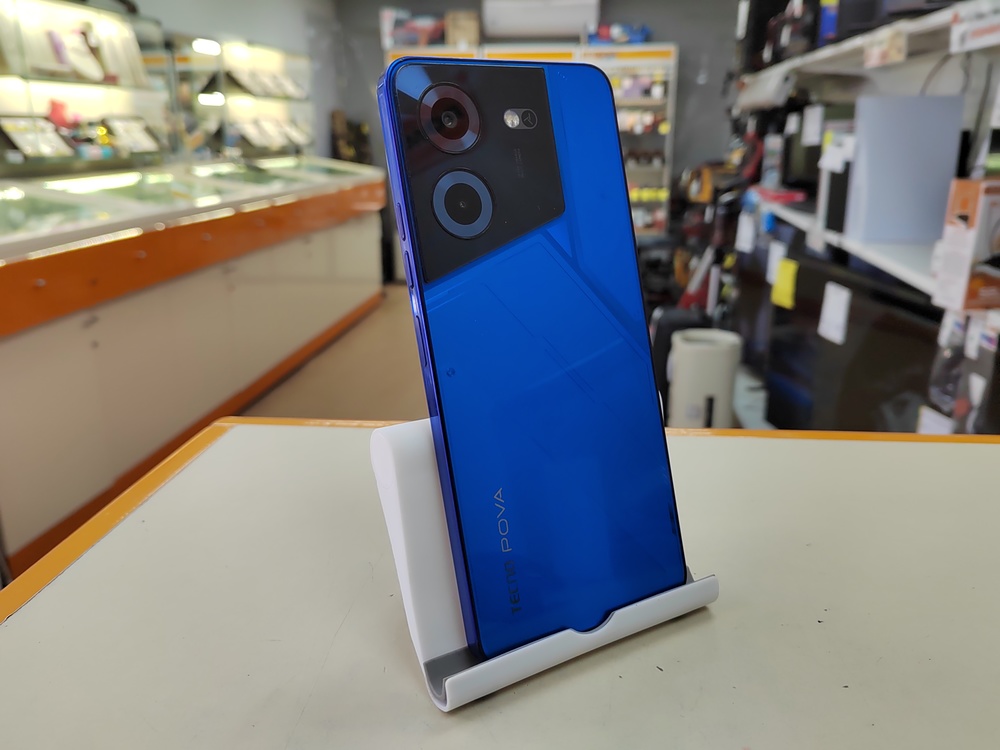 Смартфон Tecno Pova 5 8/128