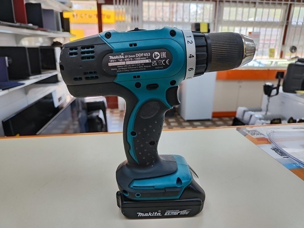 Шуруповерт Makita DDF453
