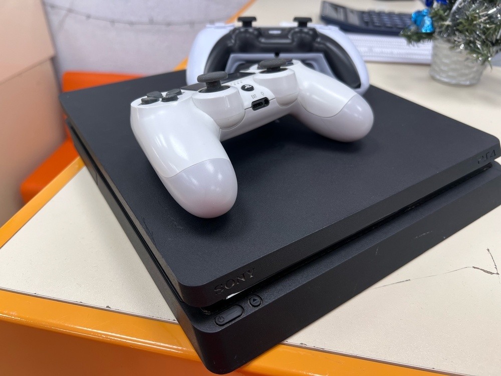 Игровая приставка PlayStation 4 Slim 500GB