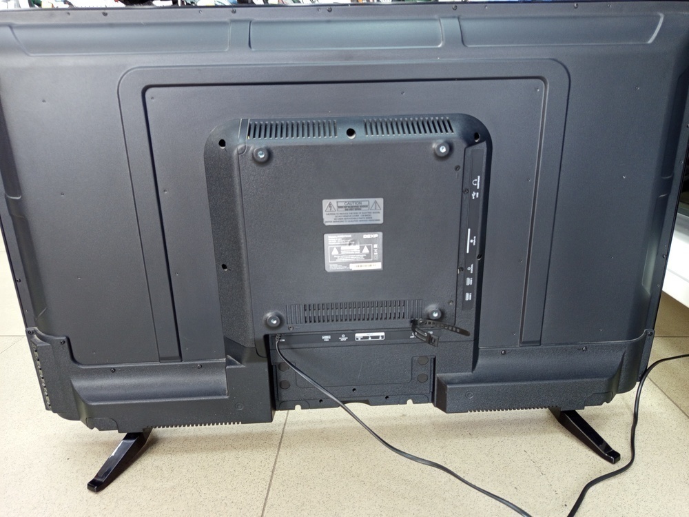 LED Телевизор Dexp H39D7000E