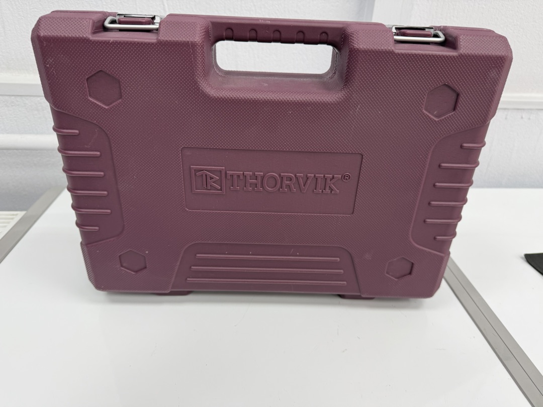 Набор инструментов Thorvik TS094 универсальный 1/4 1/2DR