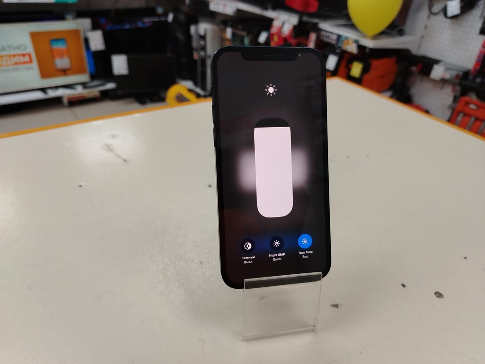 Смартфон Apple iPhone 12 64Gb