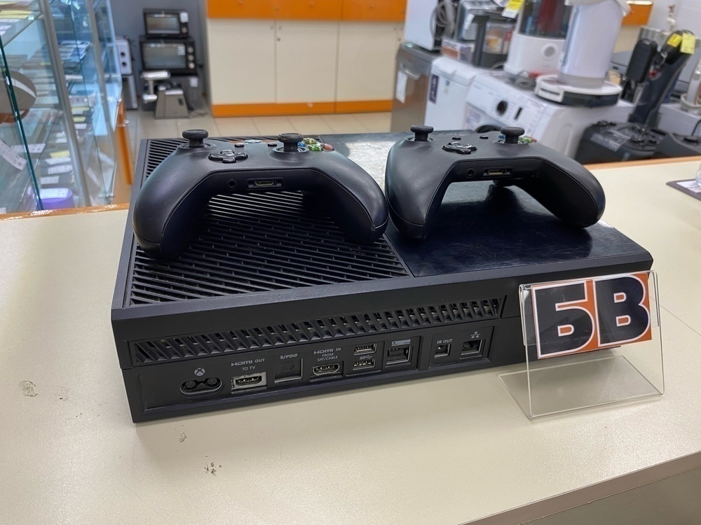 Игровая приставка Xbox One 500Gb
