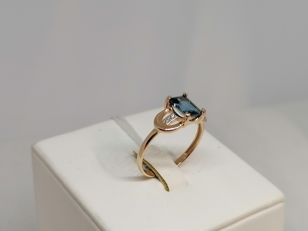 КОЛЬЦО С КАМНЯМИ (Au 585)