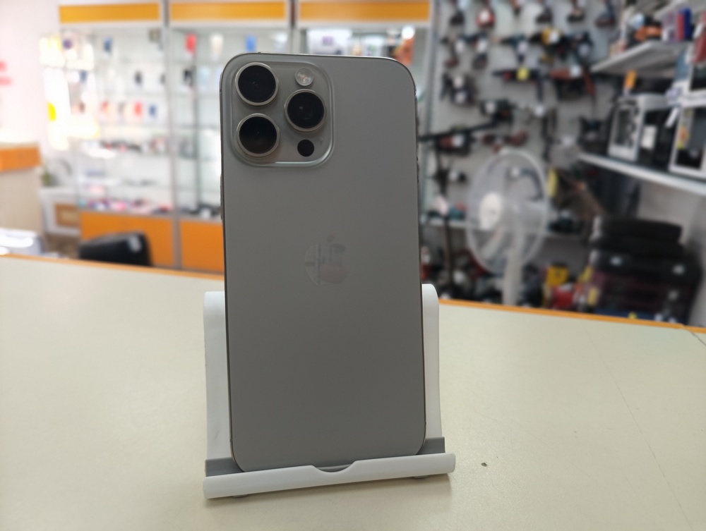 Смартфон Apple Iphone 16 Pro Max 256Gb