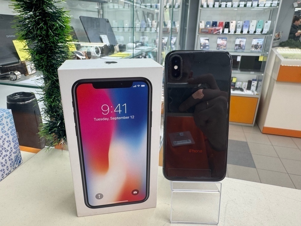Смартфон Apple iPhone Xr 64Gb