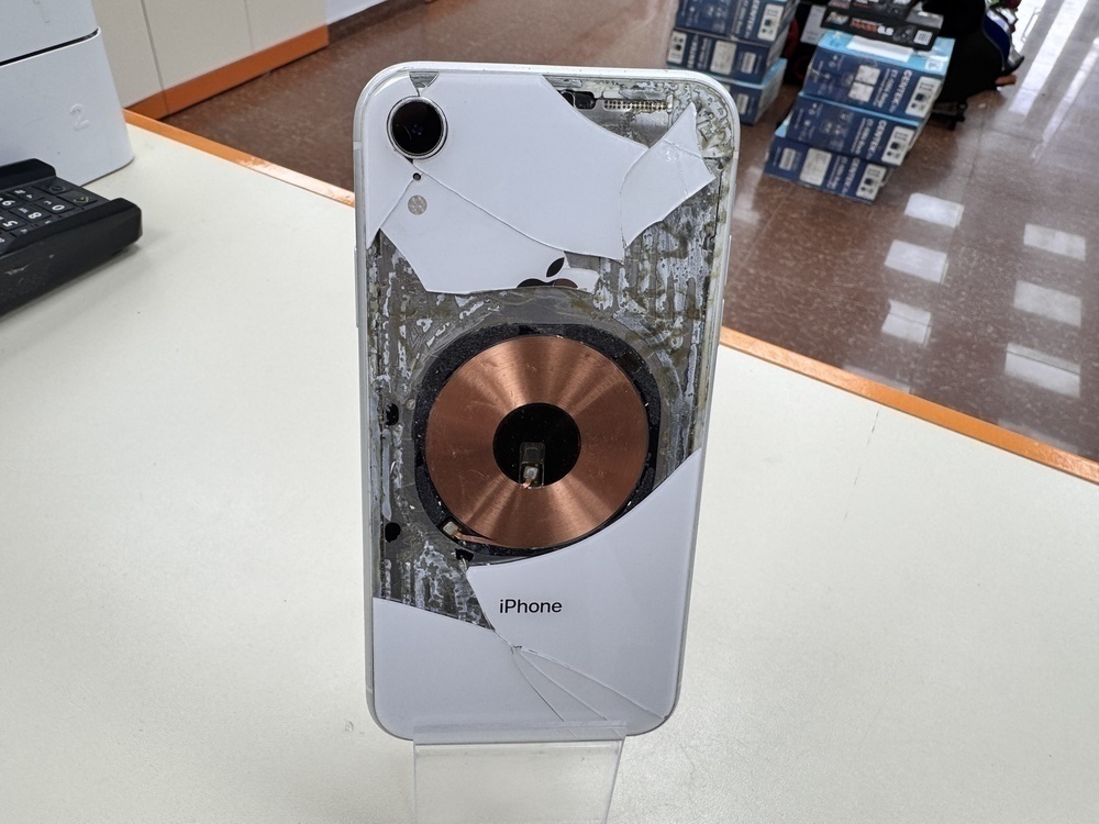 Смартфон Apple iPhone Xr 64Gb