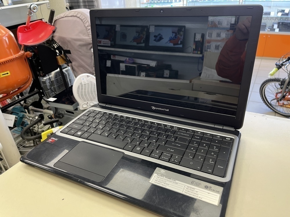 Ноутбук PACKARD BELL EasyNote TE69KB; A4-5000, Radeon HD 8330, 4 Гб, Нет, 500 Гб
