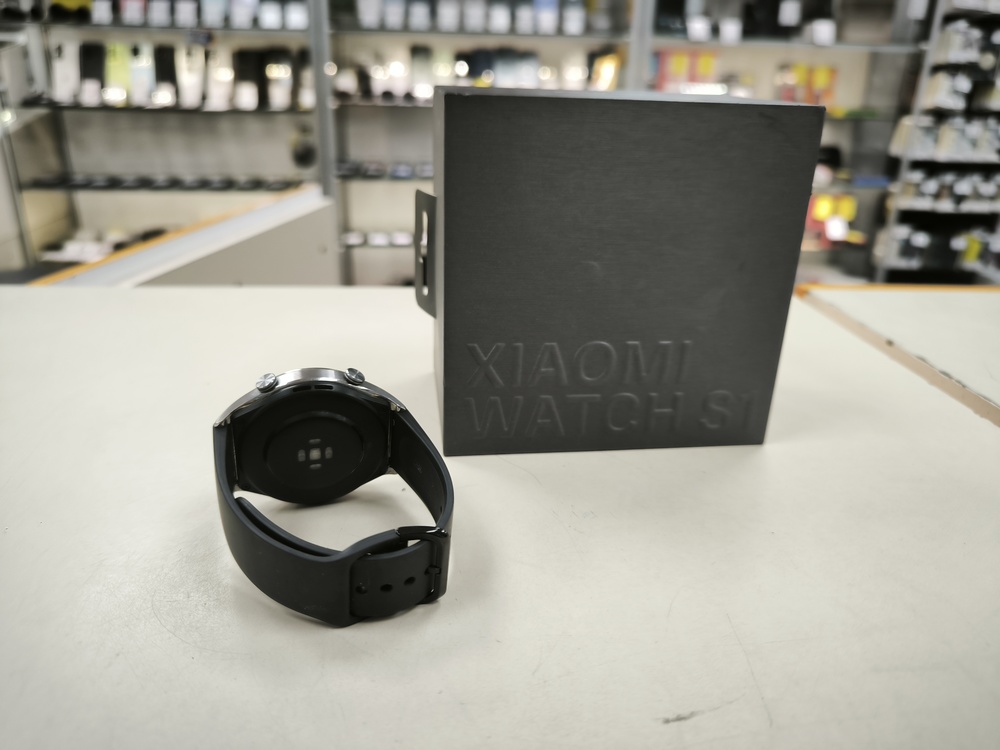 Смарт-часы Xiaomi Watch S1
