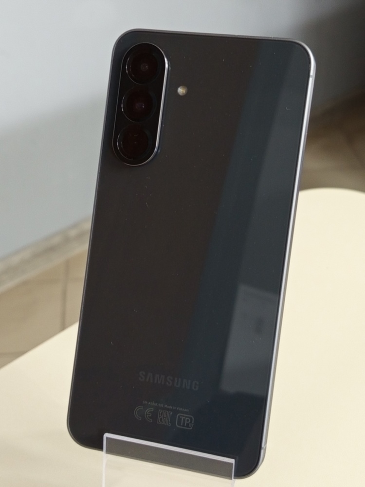 Смартфон Samsung Galaxy A56 8/256