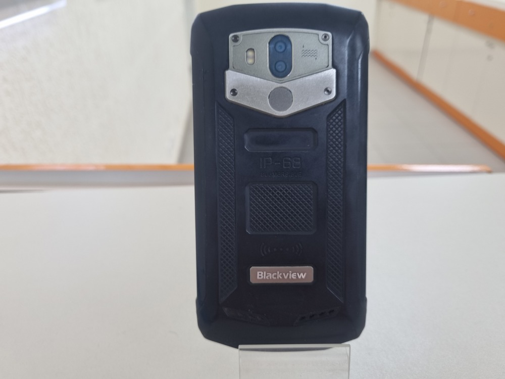 Смартфон Blackview BV5800