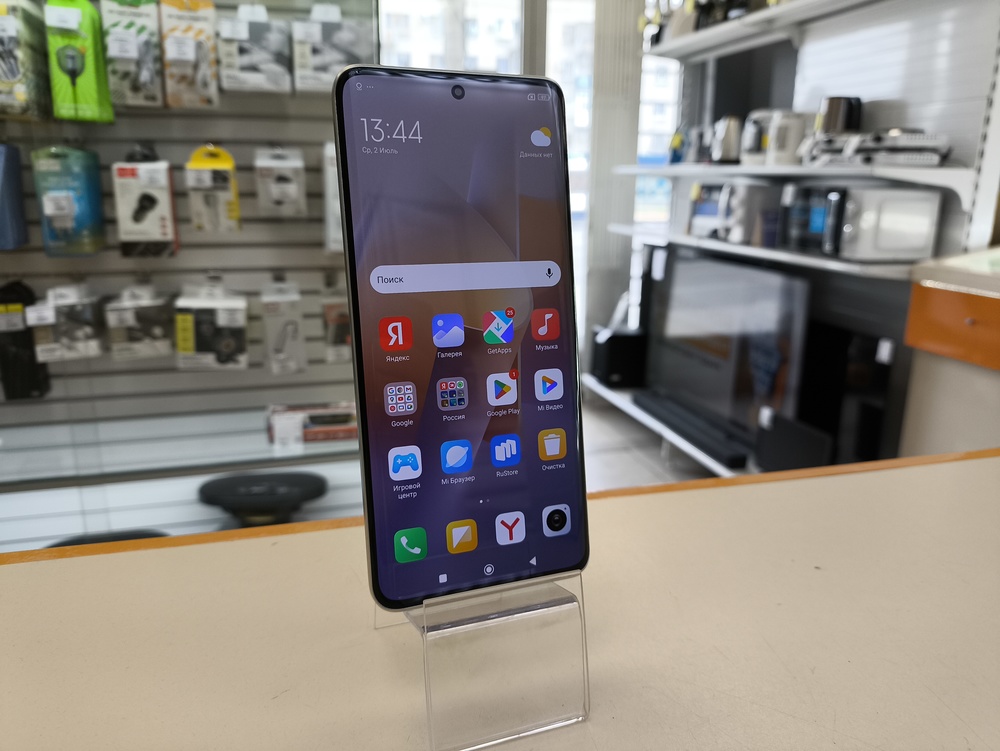 Смартфон Xiaomi Redmi Note 13 Pro+ 8/256