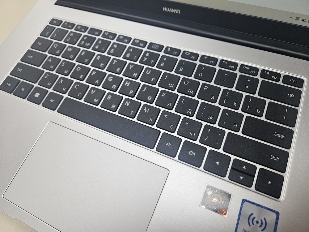 Ноутбук Huawei; Ryzen 7 5700U, AMD Radeon (TM) Graphics, 8 Гб, 512 GB, Нет
