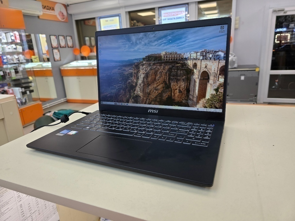 Ноутбук MSI Modern 15 b12m-209ru; Core i5-1235U, Intel iris XE Graphics, 16 Гб, 512 GB, Нет