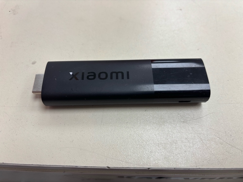 Smart-TV приставка Xiaomi Mi 4K TV Stick