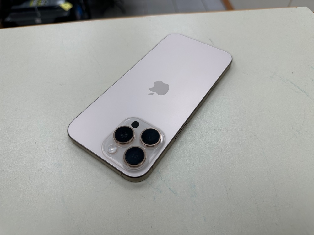 Смартфон Apple Iphone 16 Pro Max 256Gb
