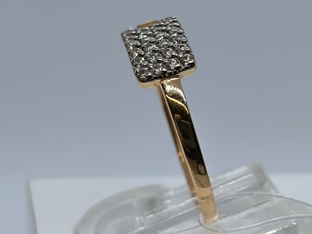 КОЛЬЦО С КАМНЯМИ (Au 585)