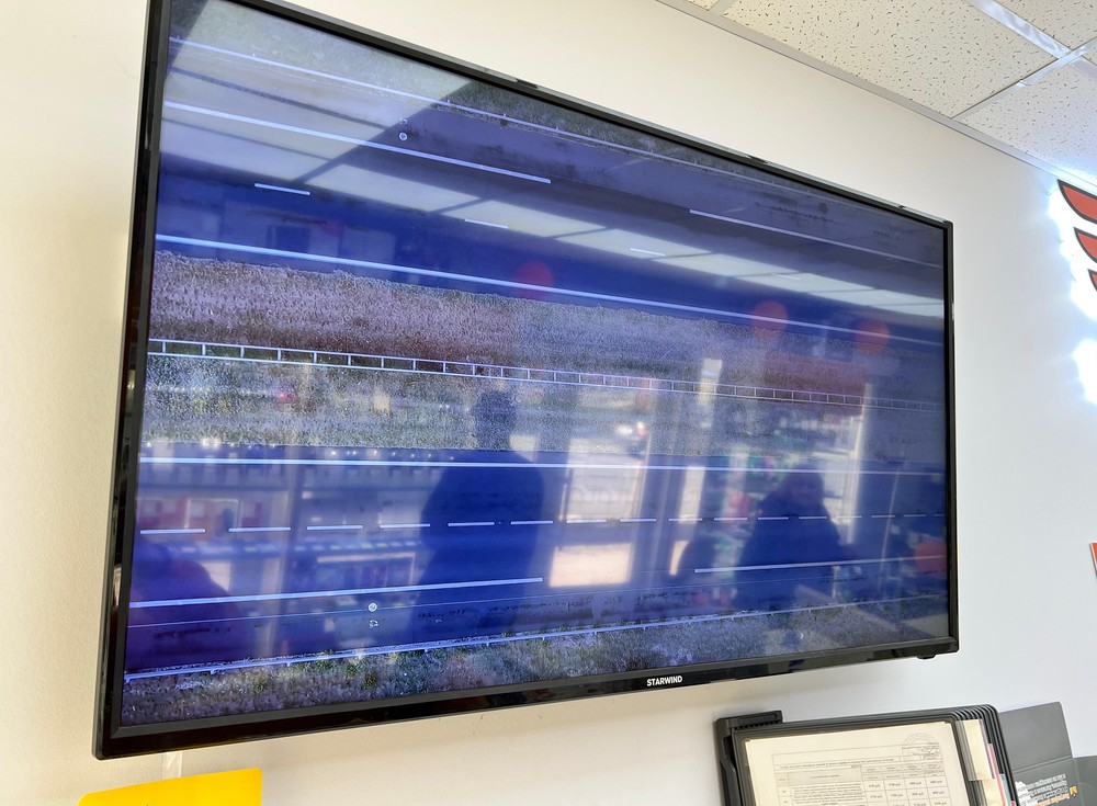 LED Телевизор Starwind SW-LED43UA403