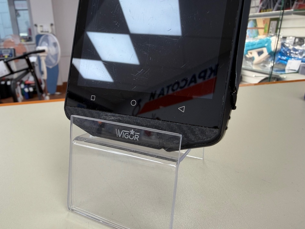 Смартфон Vigor V3
