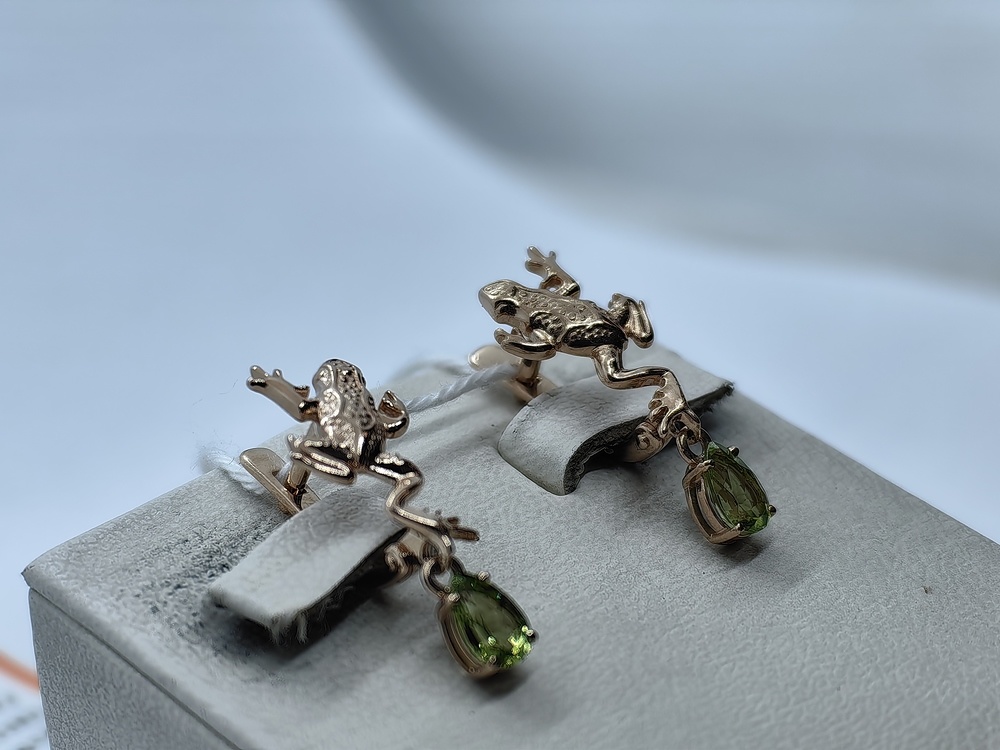 СКМ585 СЕРЬГИ С КАМНЕМ (Au 585)