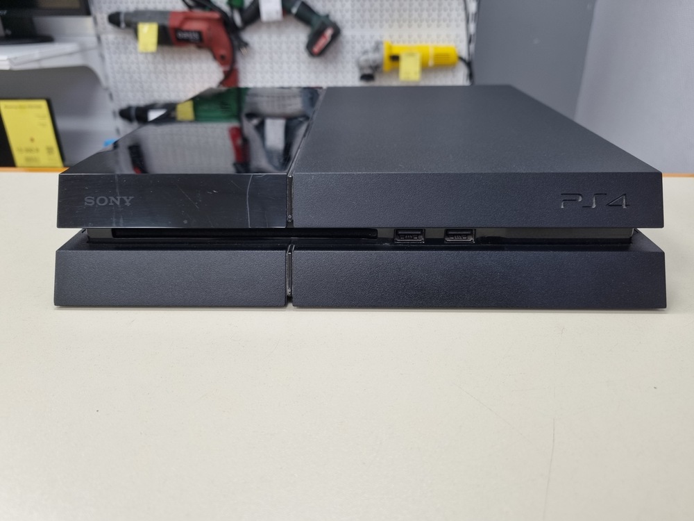 Игровая приставка PlayStation 4 FAT 500GB