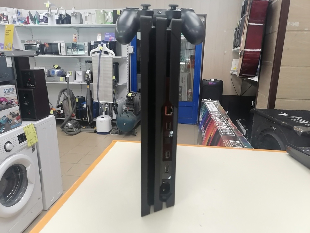 Игровая приставка PlayStation 4 Pro 1Tb