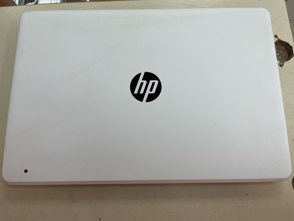 Ноутбук HP RTL28723DE; A4-9120, Radeon R3 series, 4 Гб, 128 Гб, Нет