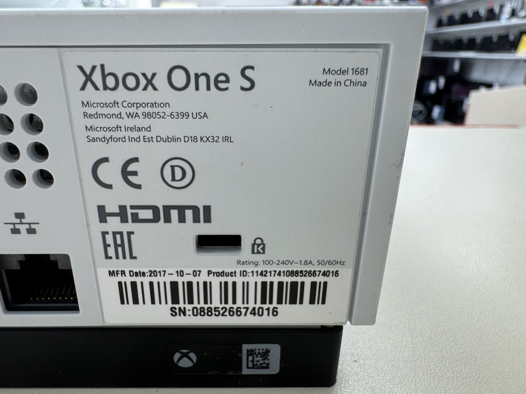 Игровая приставка Xbox One S 500Gb