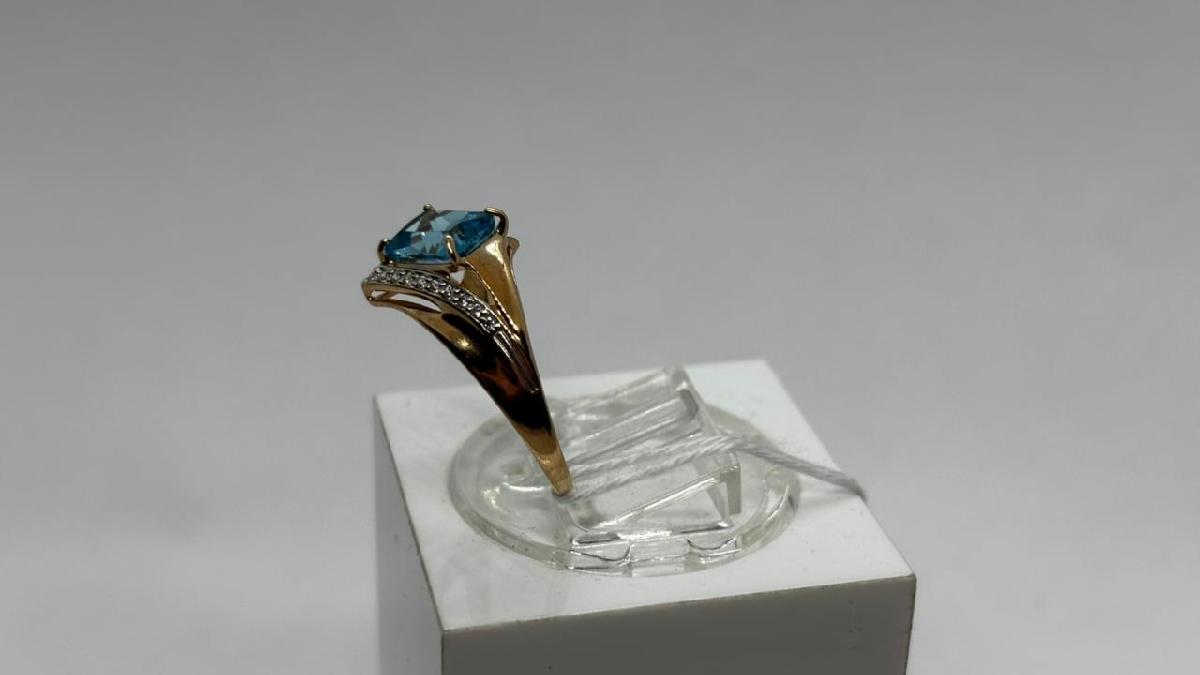 КОЛКМИ585 КОЛЬЦО С КАМНЯМИ (Au 585)