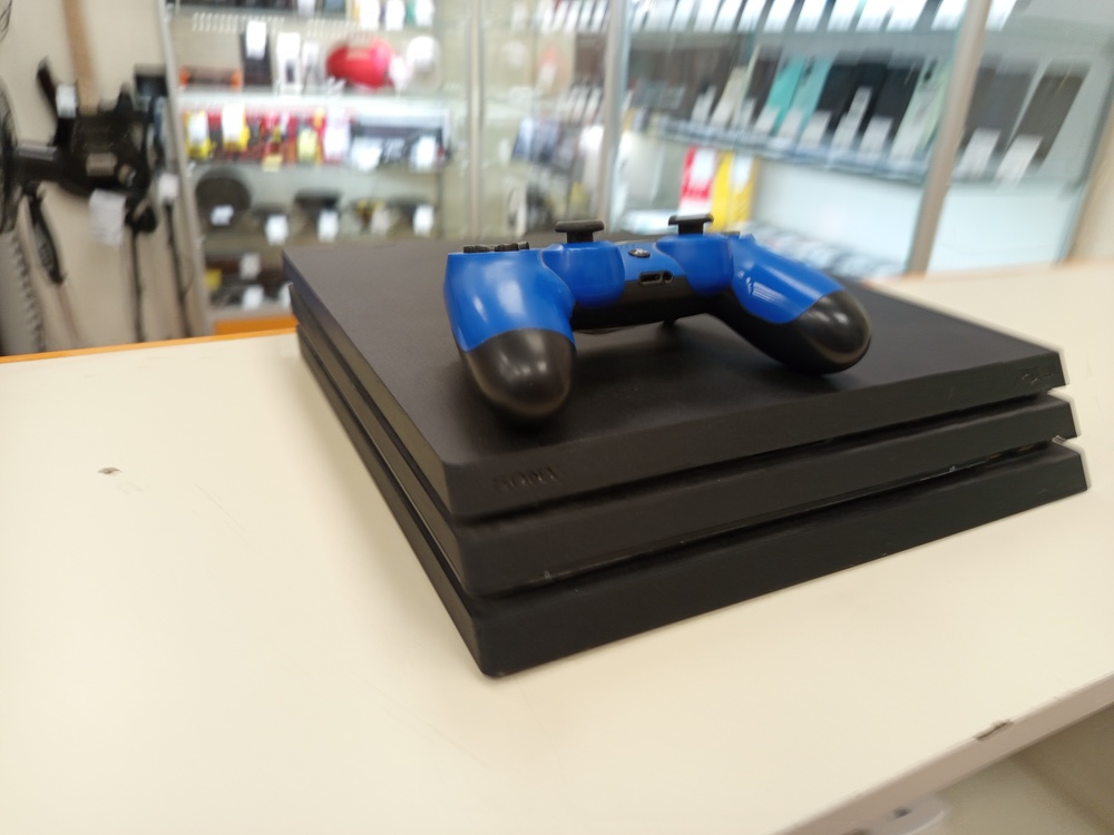 Игровая приставка PlayStation 4 Pro 1Tb Игровая приставка PlayStation 4 Pro 1Tb