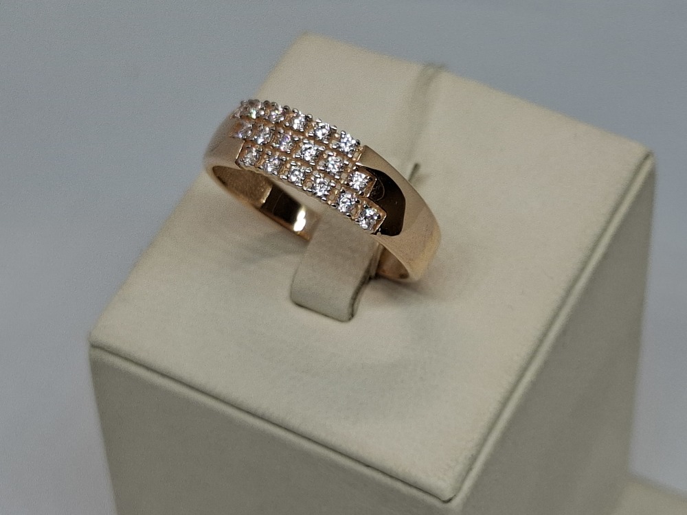 КОЛЬЦО С КАМНЯМИ (Au 585)