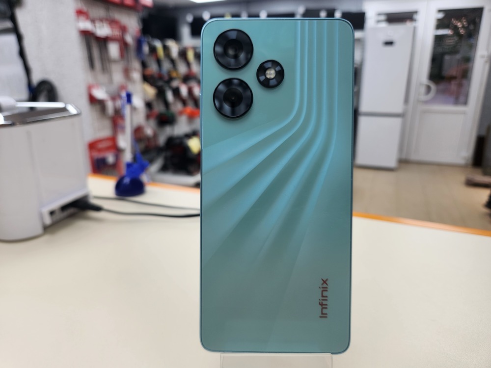 Смартфон Infinix Hot 30 8/128