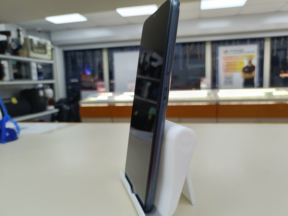 Смартфон Realme C11 2/32