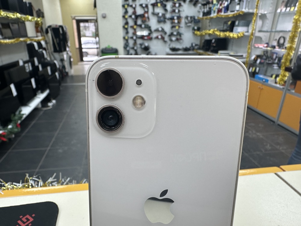 Смартфон Apple iPhone 12 mini 64Gb