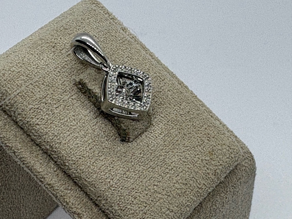 03-12-5499-31-00-1 ПОДВЕСКА БРИЛЛИАНТ (Au 585)