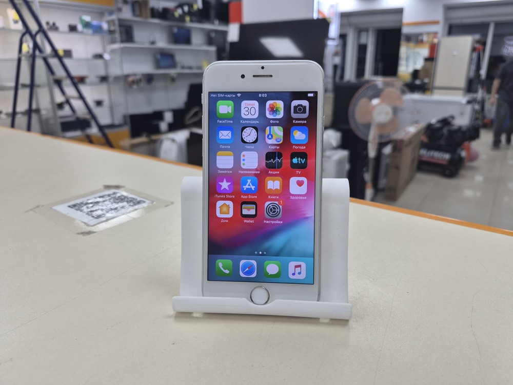 Смартфон Apple iPhone 6 64Gb