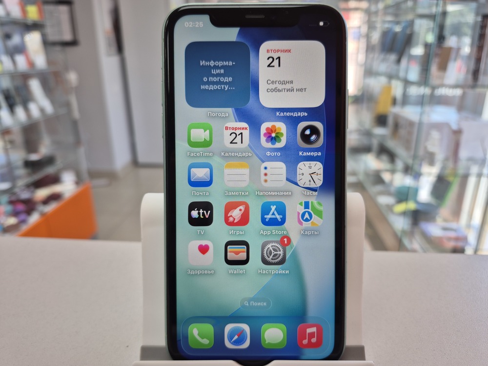 Смартфон Apple iPhone 11 64Gb