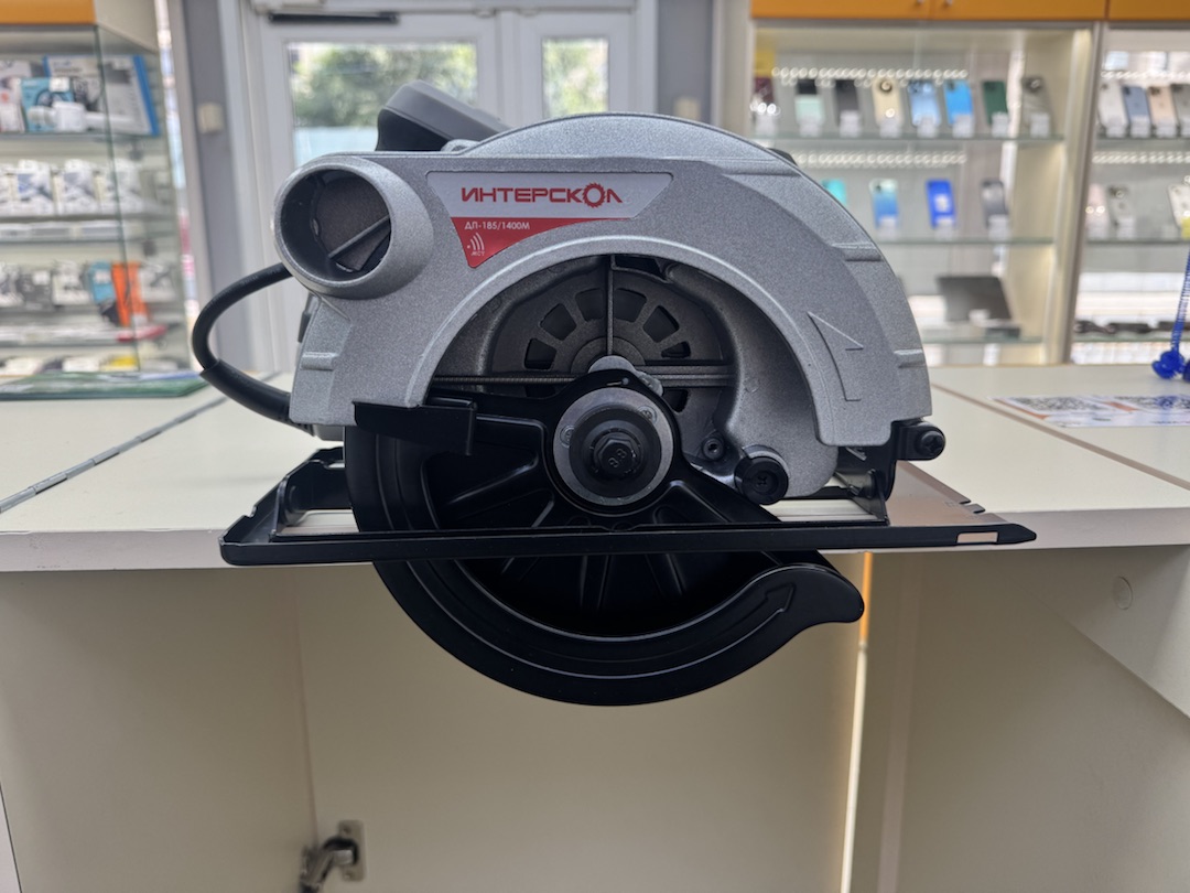 Дисковая пила Интерскол ДП-185/1400М (785.1.0.70)