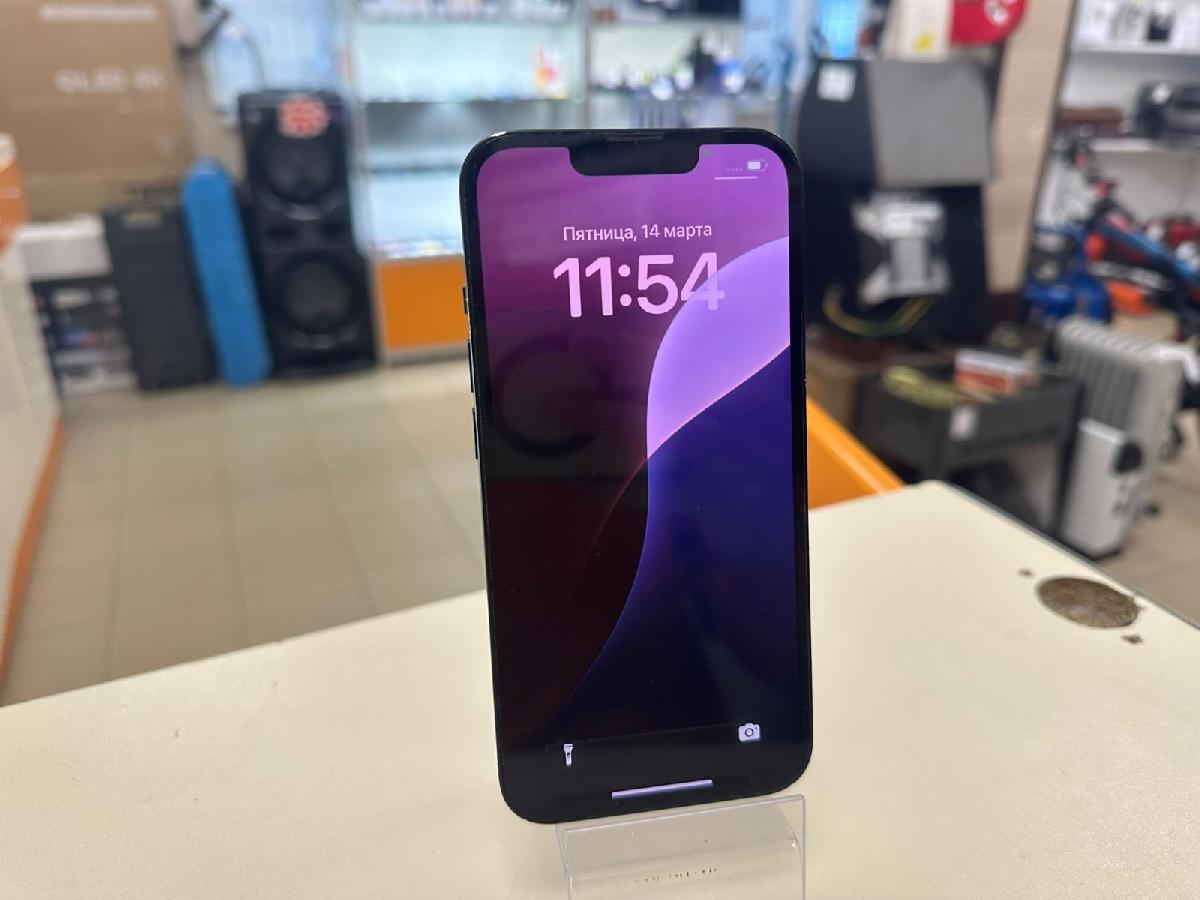 Смартфон Apple iPhone 13 128Gb