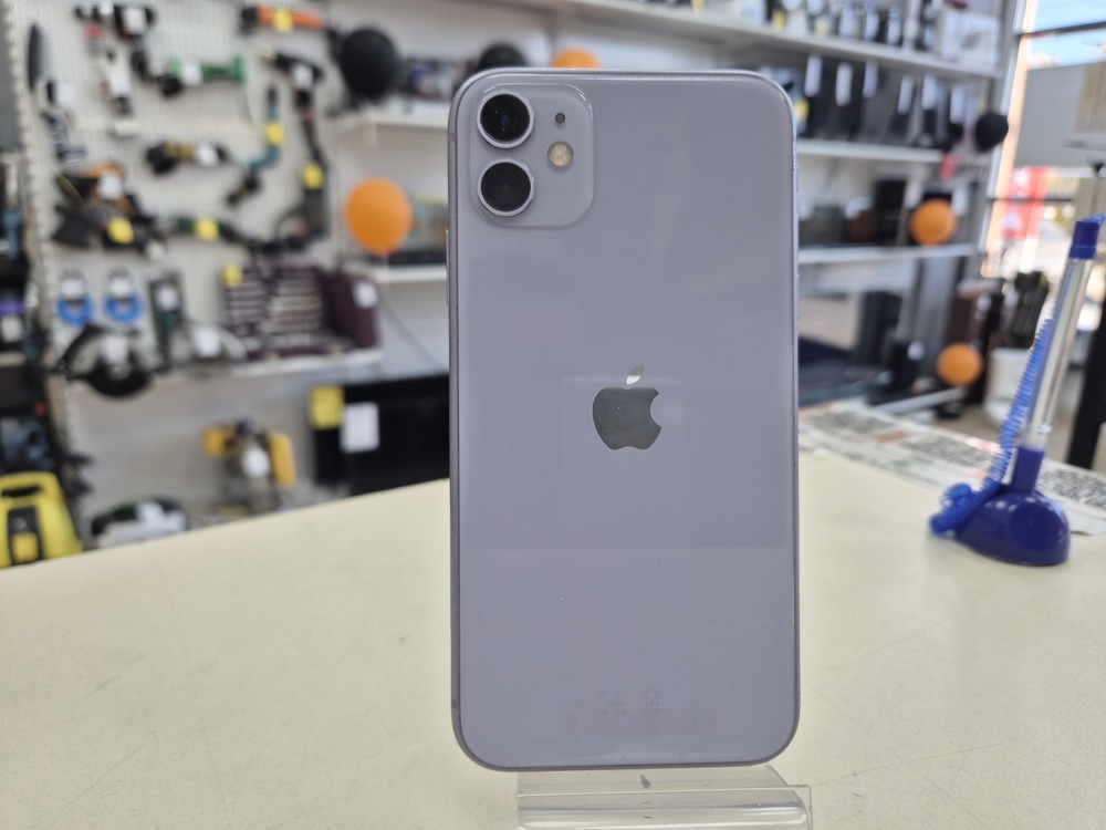 Смартфон Apple iPhone 11 64Gb