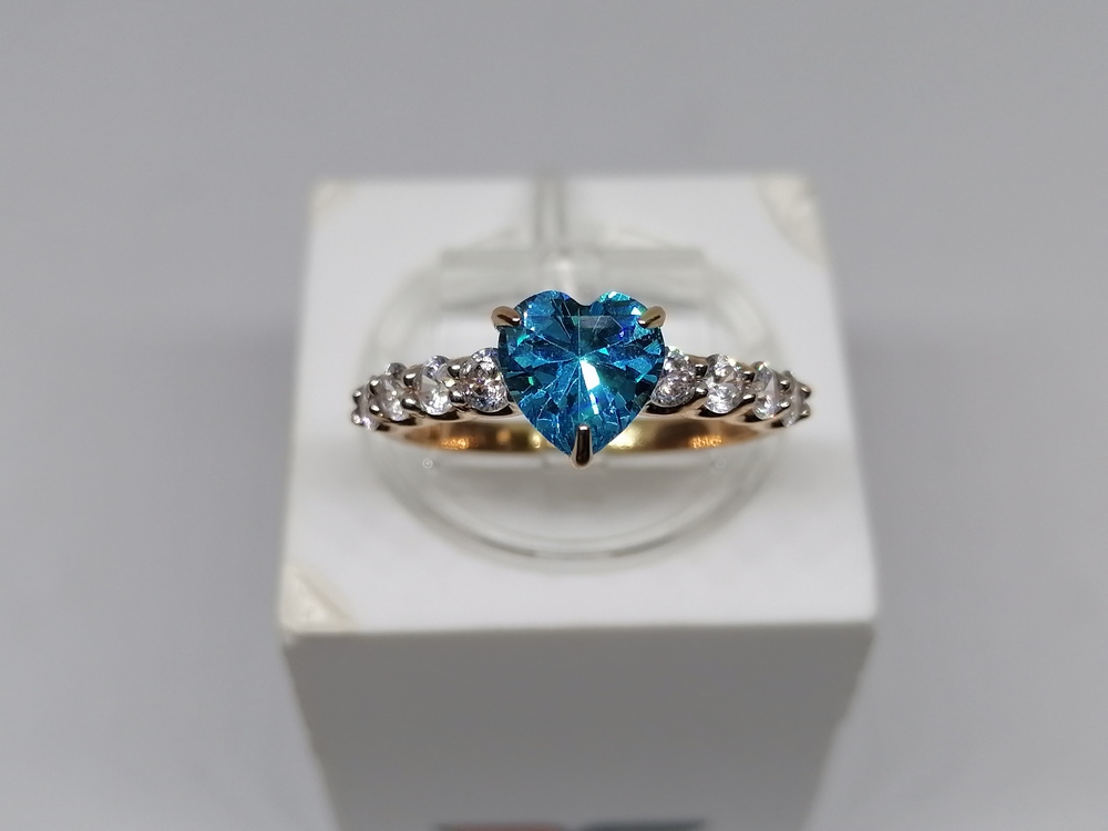 КОЛЬЦО С КАМНЯМИ (Au 585)