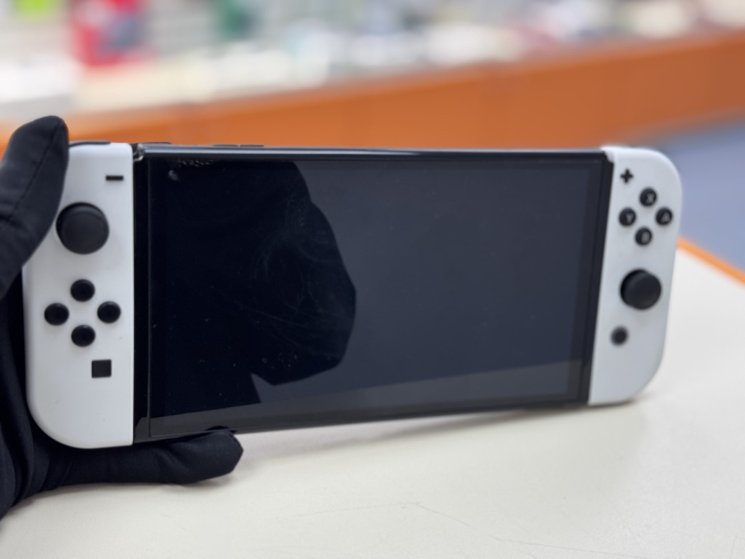 Игровая приставка Nintendo Switch Oled