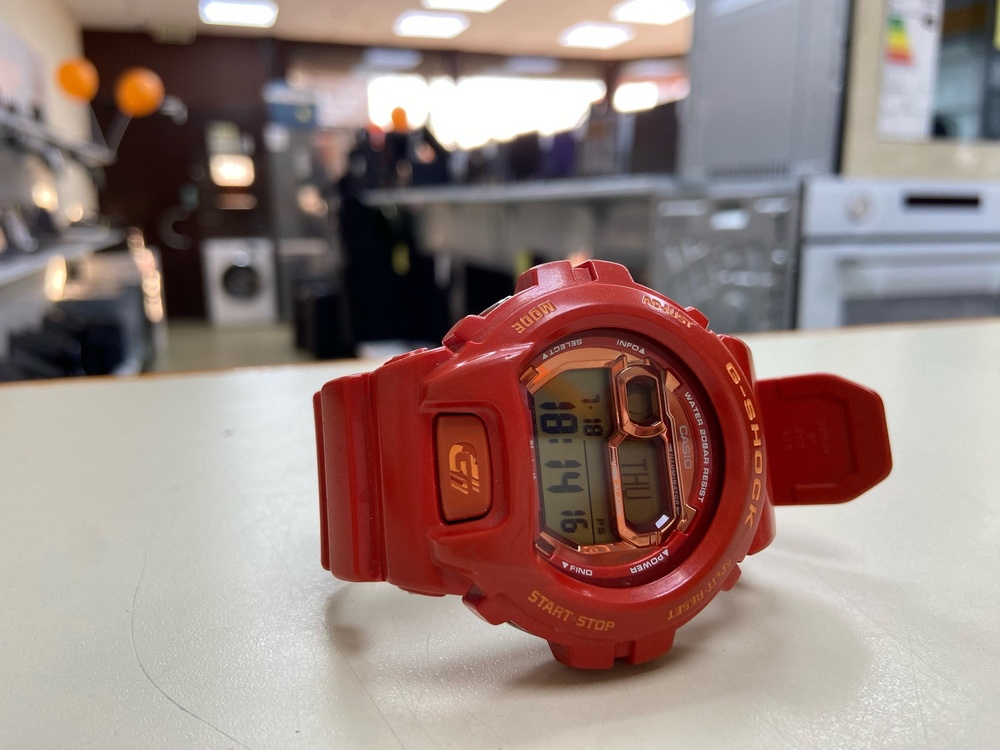 Часы наручные Casio GB-X6900B