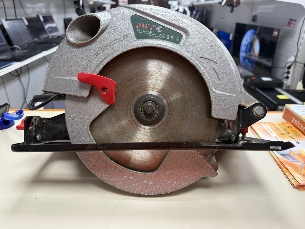 Дисковая пила DWT HKS 18-85